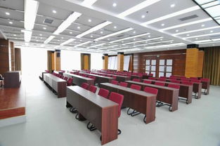 定制办公家具与设施管理 一站式解决学校与办公需求